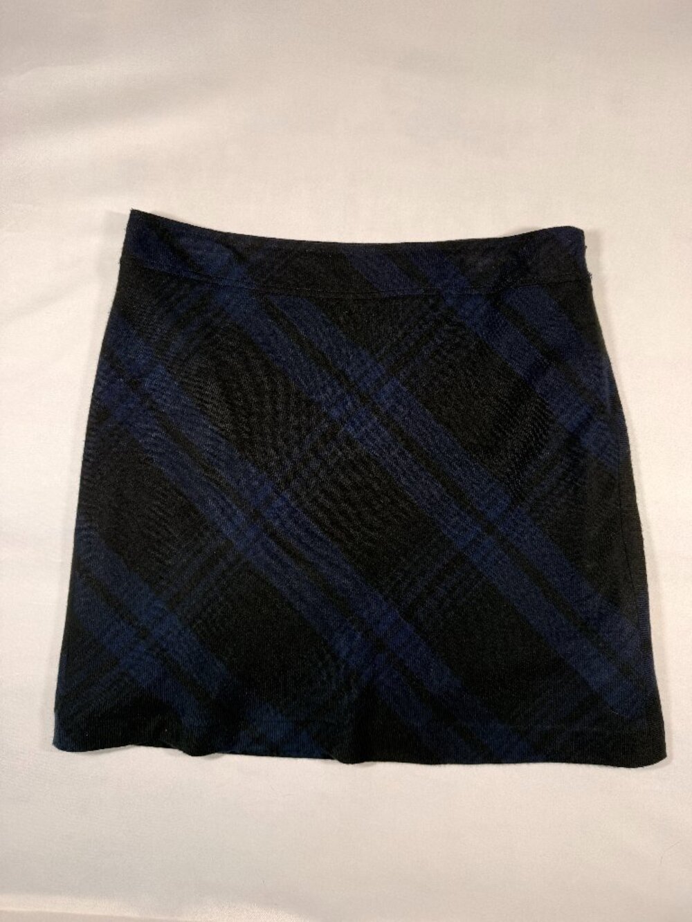 LOFT Size 8 Black Blue Plaid Wool Blend A-Line Skirt